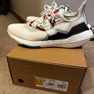 Adidas Ultraboost 22 Parley